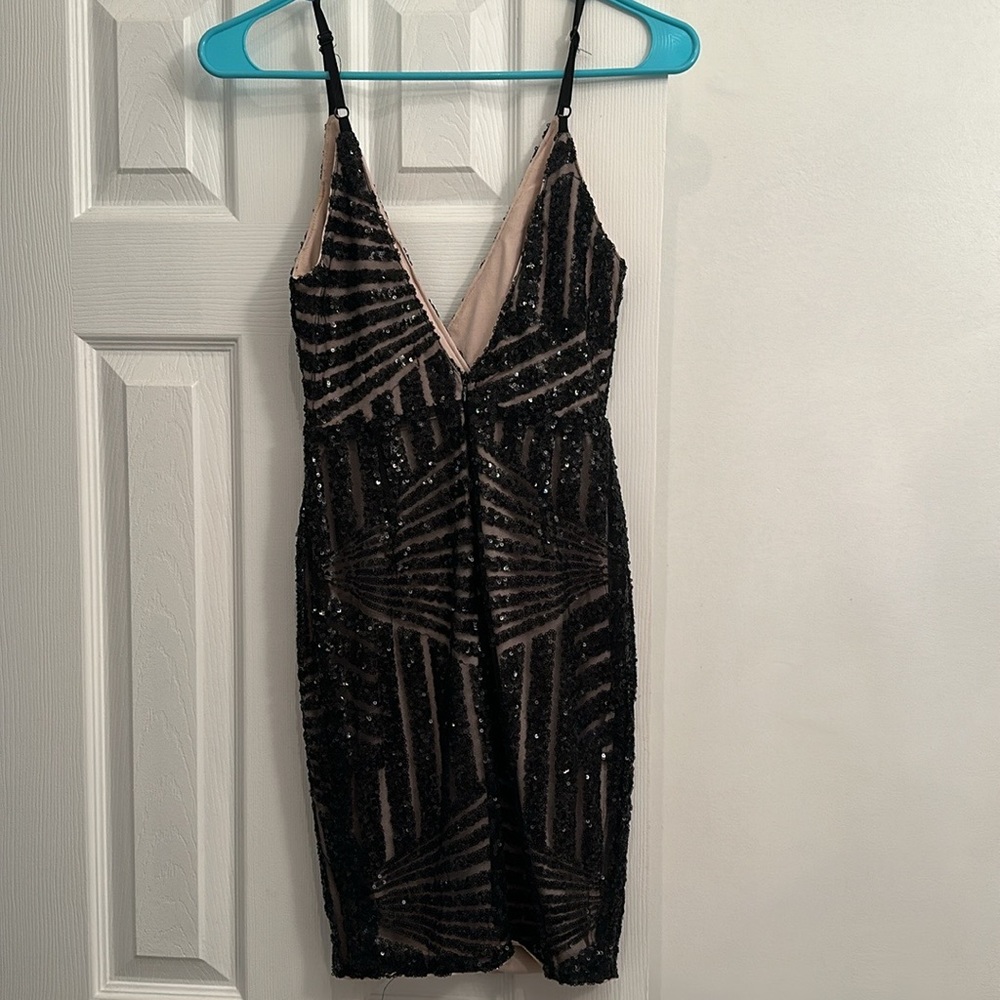black sequin dress - Picture 2 of 2